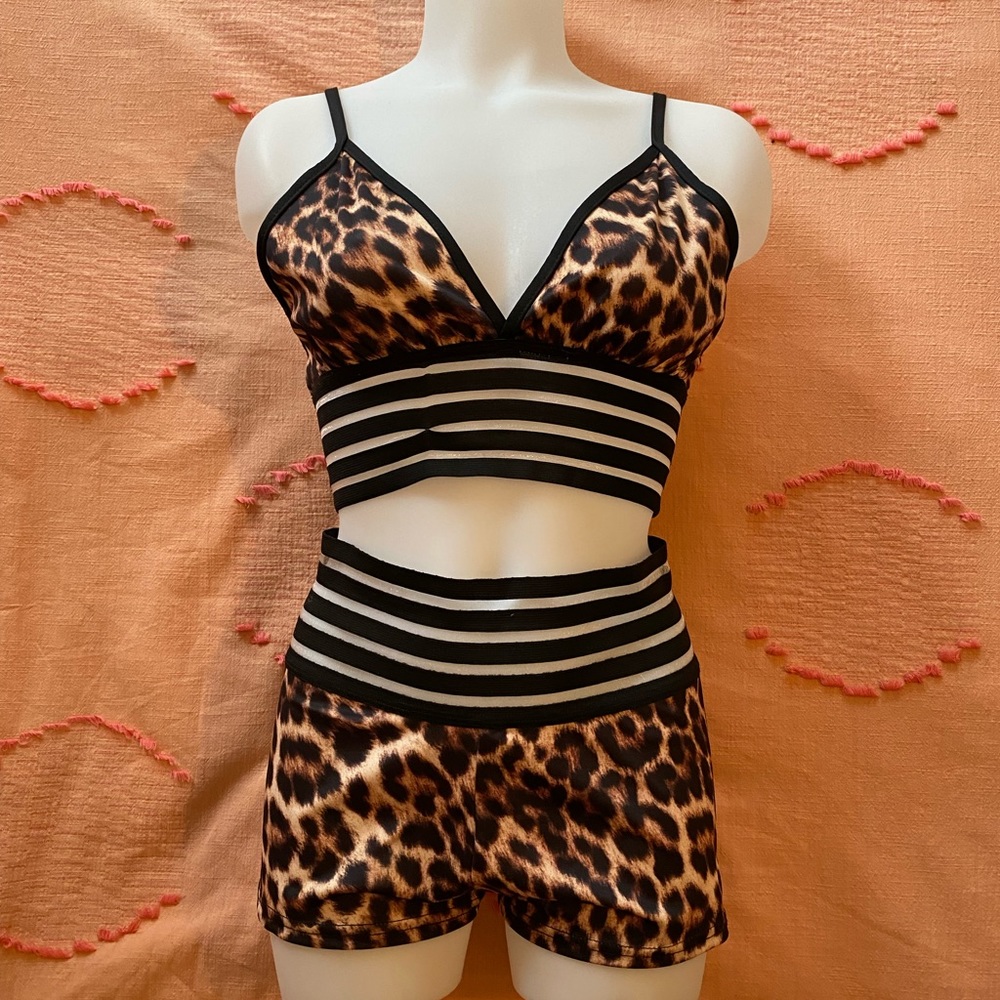Medium leopard print bralette and scrunch butt high-waisted shorts pole wear set